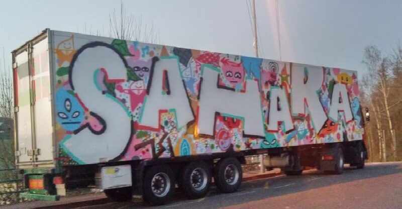 Saharako karabanaren kamioia